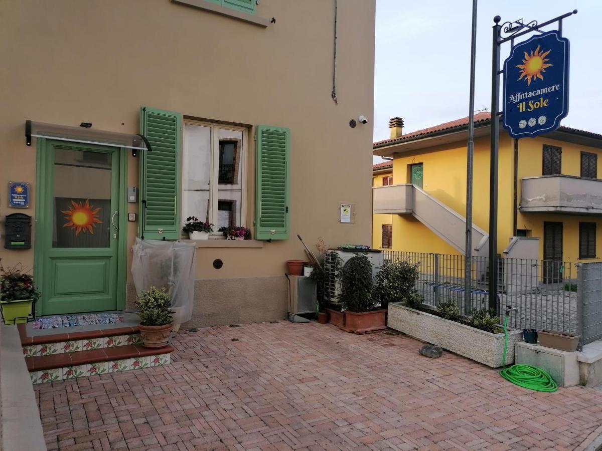 Affittacamere Il Sole Montopoli in Val dʼArno Exteriör bild